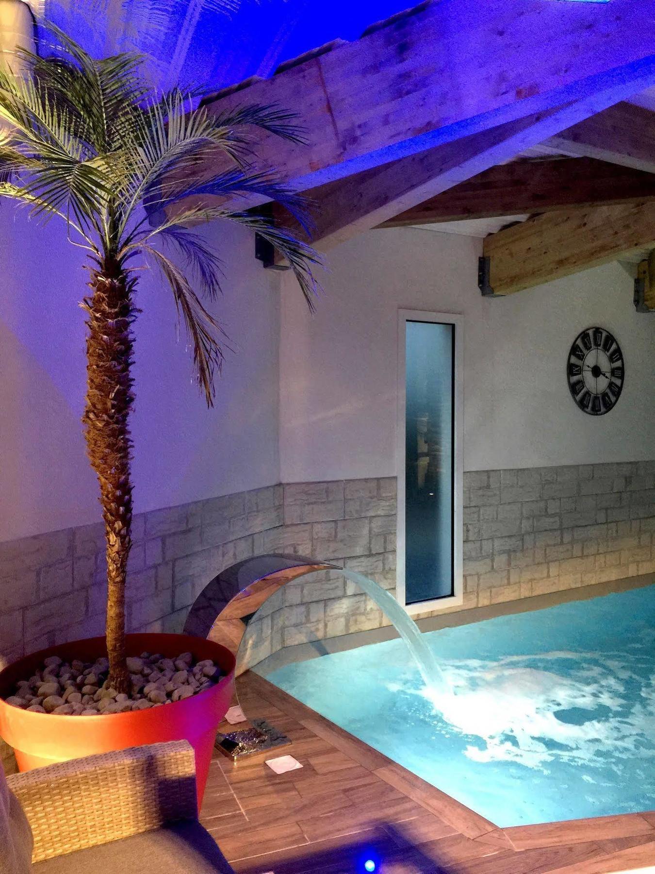 Hôtel Calme Des Pins&Spa Les Sables-dʼOlonne Exterior foto